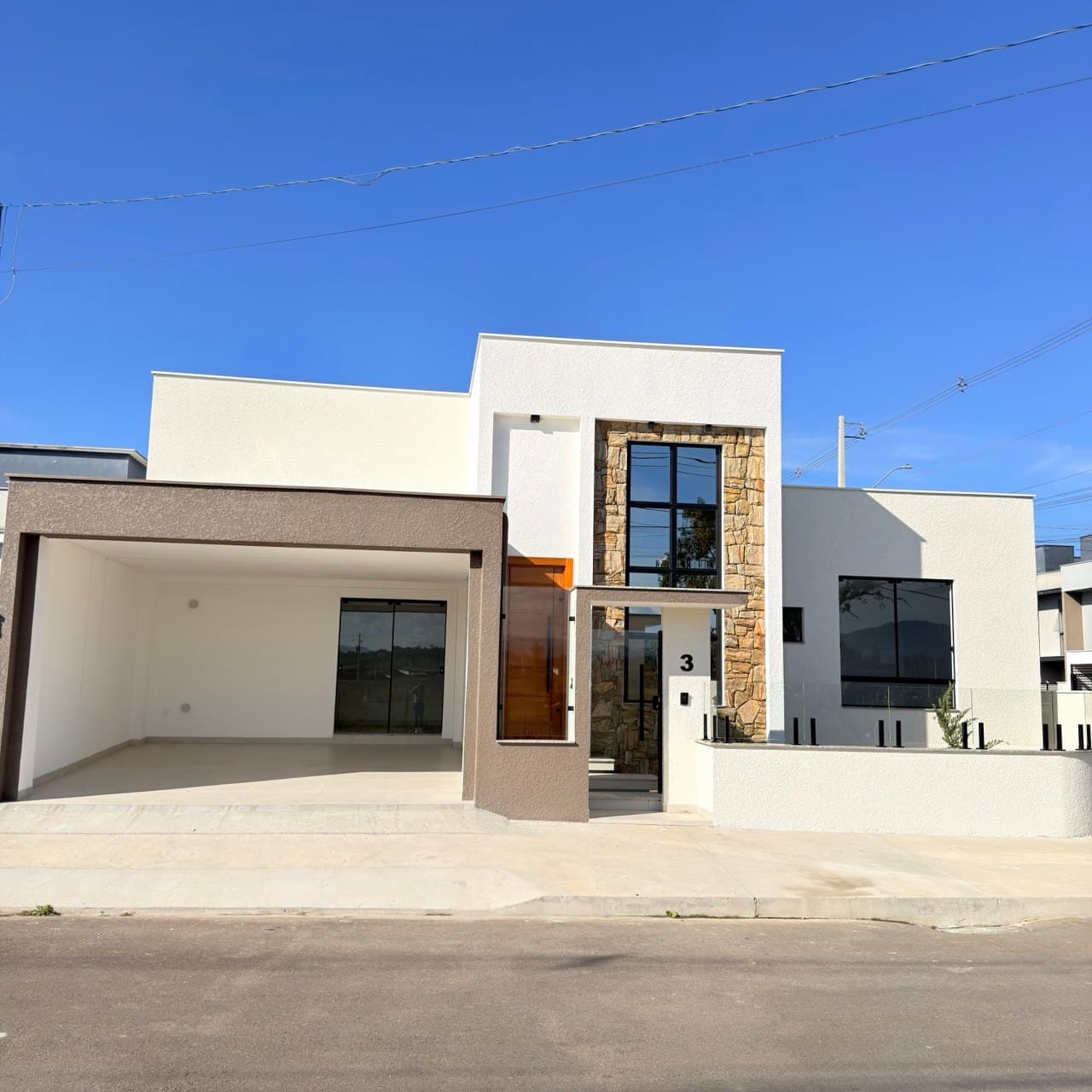 Ref.453 - Casa Geminada - Três Rios do Norte